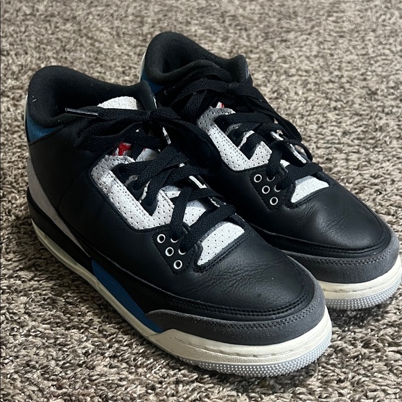 Jordan 3 Big Kids - Picture 1 of 11